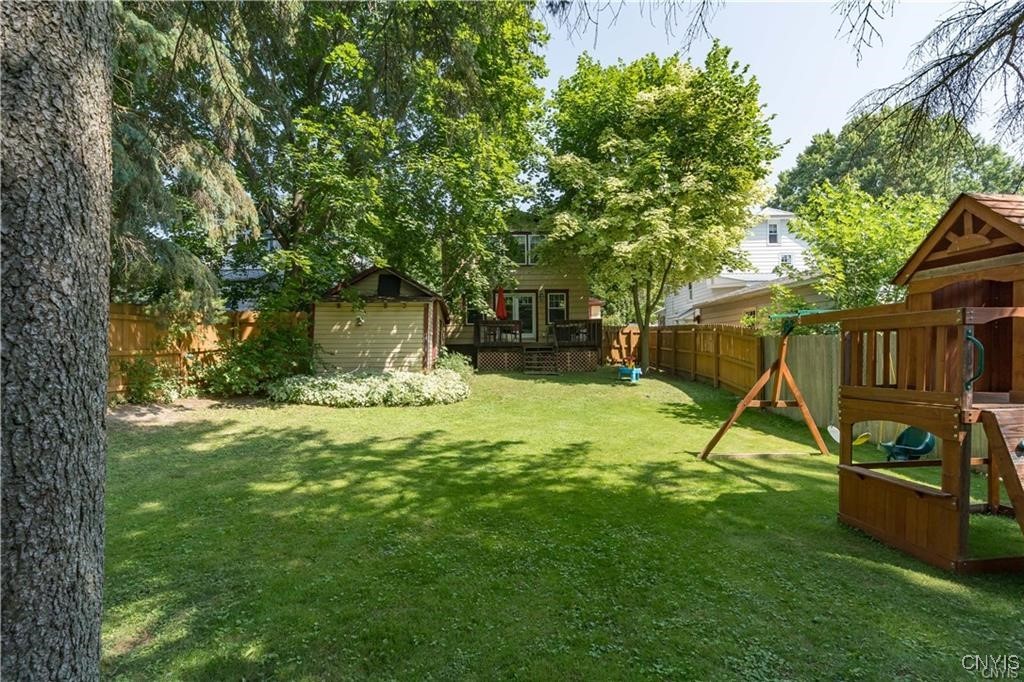 155 Chestnut Street Watertown, NY 13601 - Photo 7 of 42