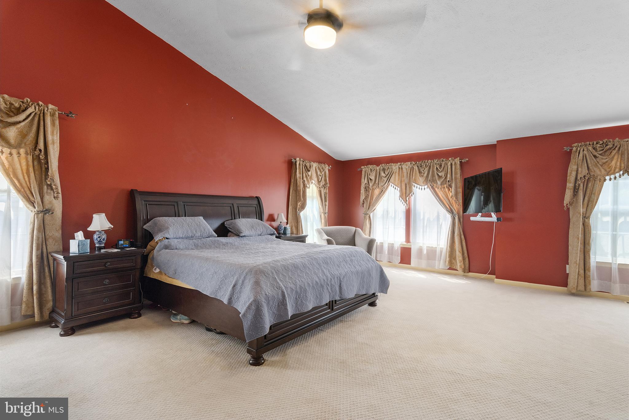 104 Patton Way Elkton, MD 21921 - Photo 16 of 34 OWNERS SUITE
