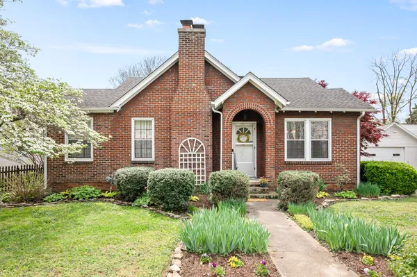 $384,987 | 209 Kingwood Drive, Murfreesboro, TN 37129
