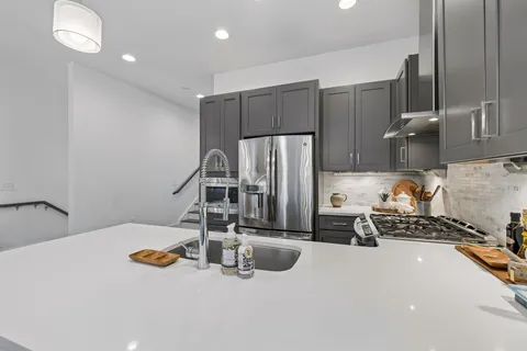 $659,900 | 719 Bradford Avenue, Nashville, TN 37204
