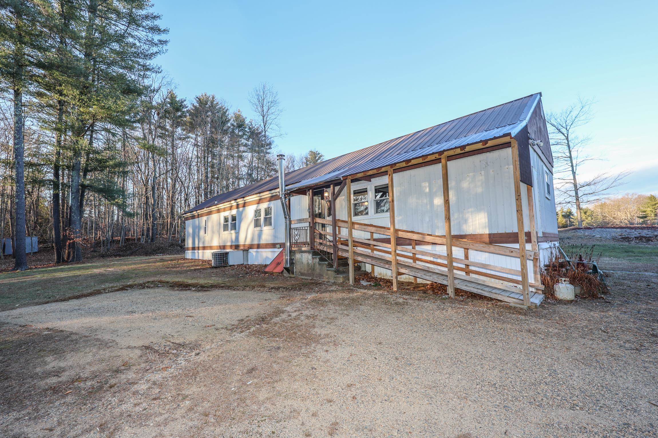 11 Riverside Drive Raymond, NH 03077 - Photo 23 of 23 Gallery Image 23