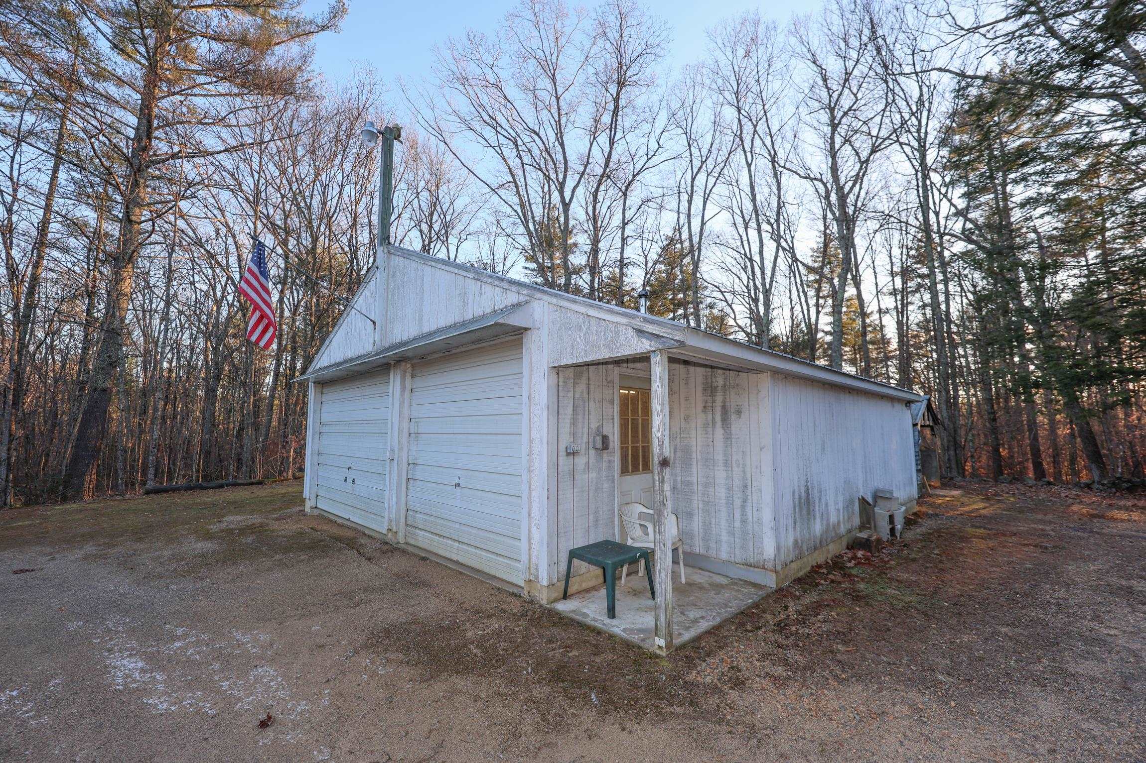 11 Riverside Drive Raymond, NH 03077 - Photo 3 of 23 Gallery Image 3