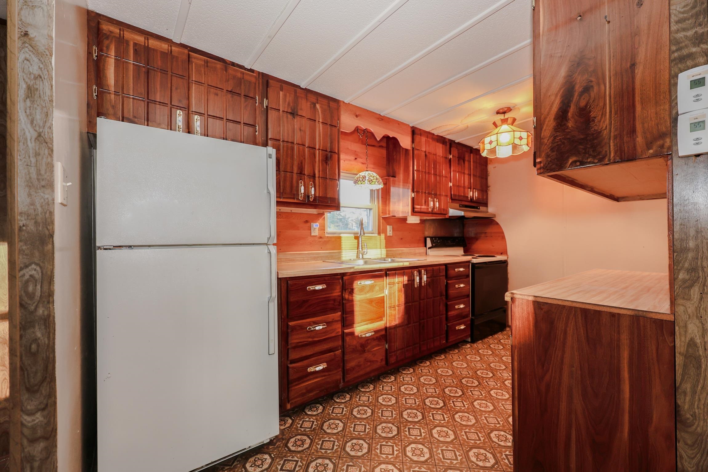 11 Riverside Drive Raymond, NH 03077 - Photo 5 of 23 Gallery Image 5