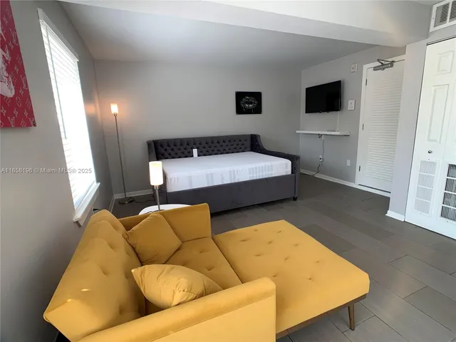 $1,650 | 1308 Drexel Avenue, Unit 105, Miami Beach, FL 33139