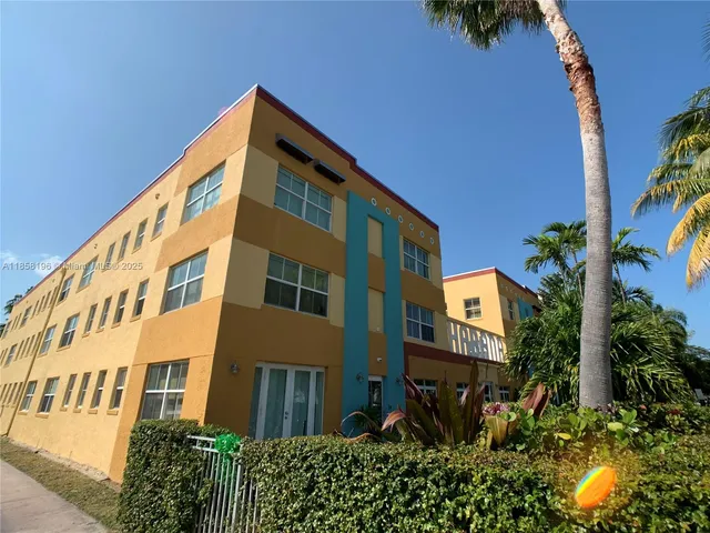$1,650 | 1308 Drexel Avenue, Unit 105, Miami Beach, FL 33139