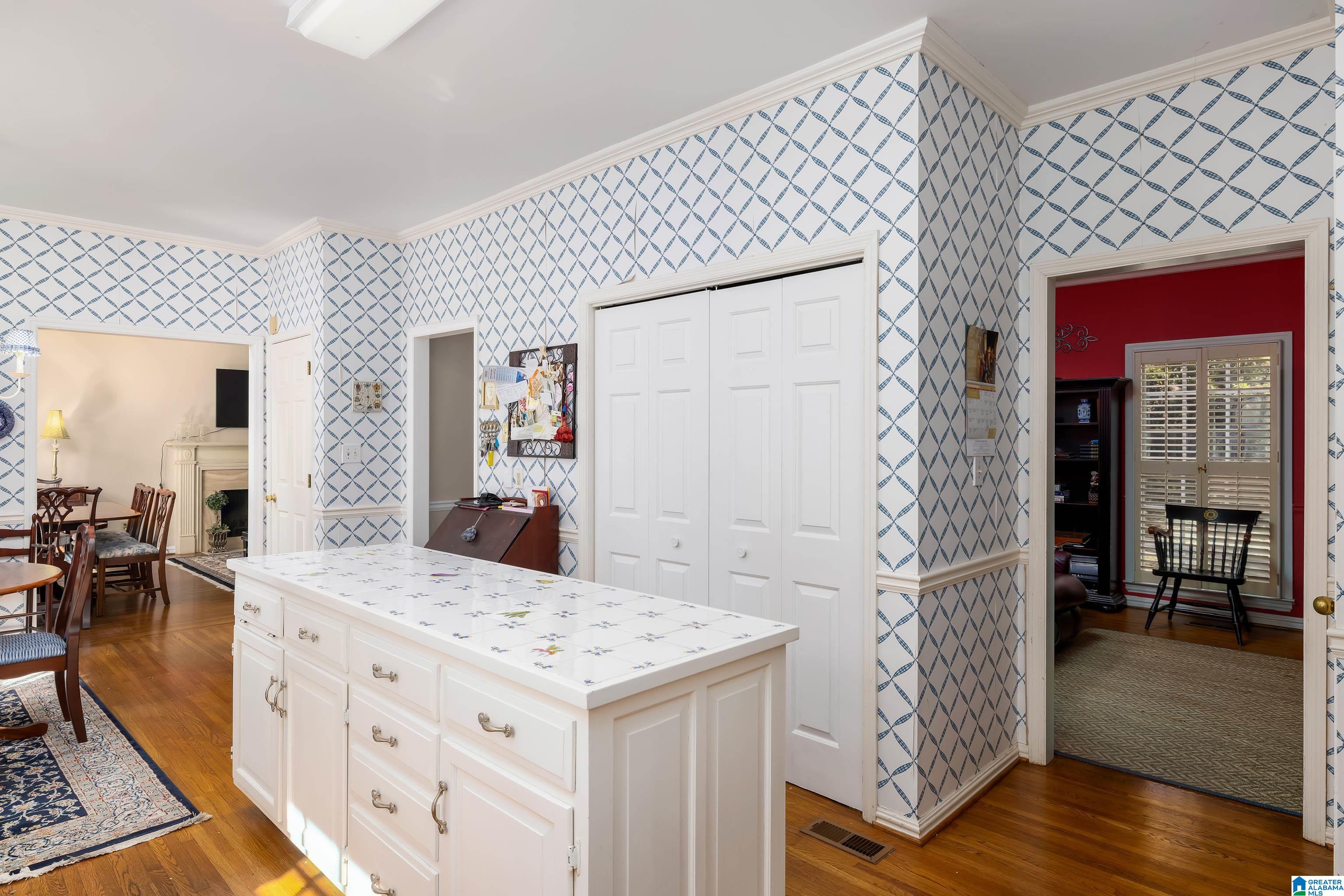 2210 Cahaba Road Birmingham, AL 35223 - Photo 20 of 41