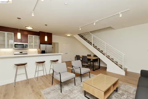 $595,000 | 1565 32nd Street, Unit 4, Oakland, CA 94608