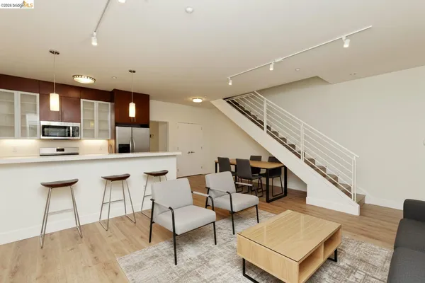 $604,000 | 1565 32nd Street, Unit 4, Oakland, CA 94608