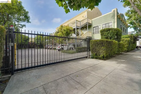 $595,000 | 1565 32nd Street, Unit 4, Oakland, CA 94608