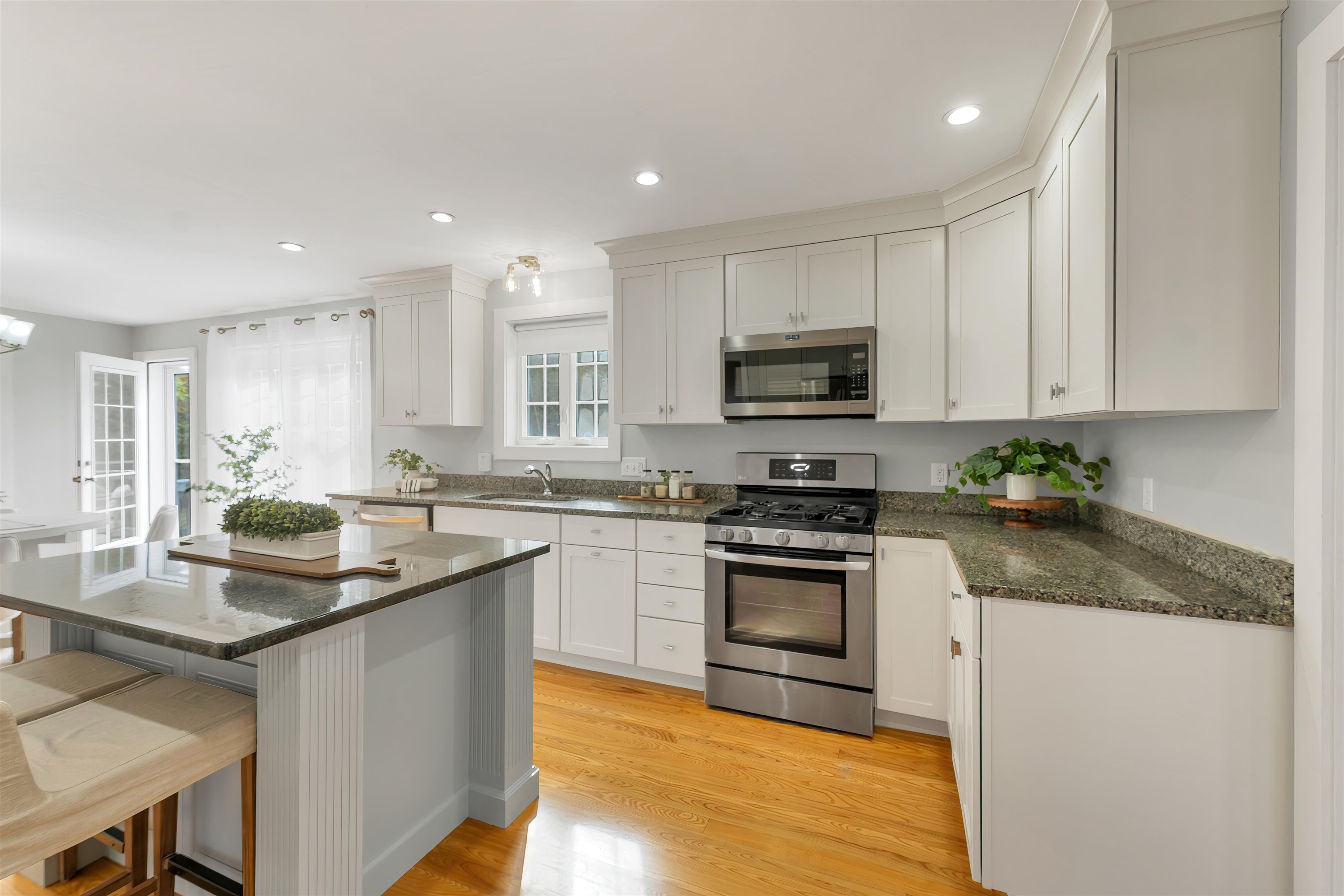 22 Stratham Heights Road Stratham, NH 03885 - Photo 14 of 43
