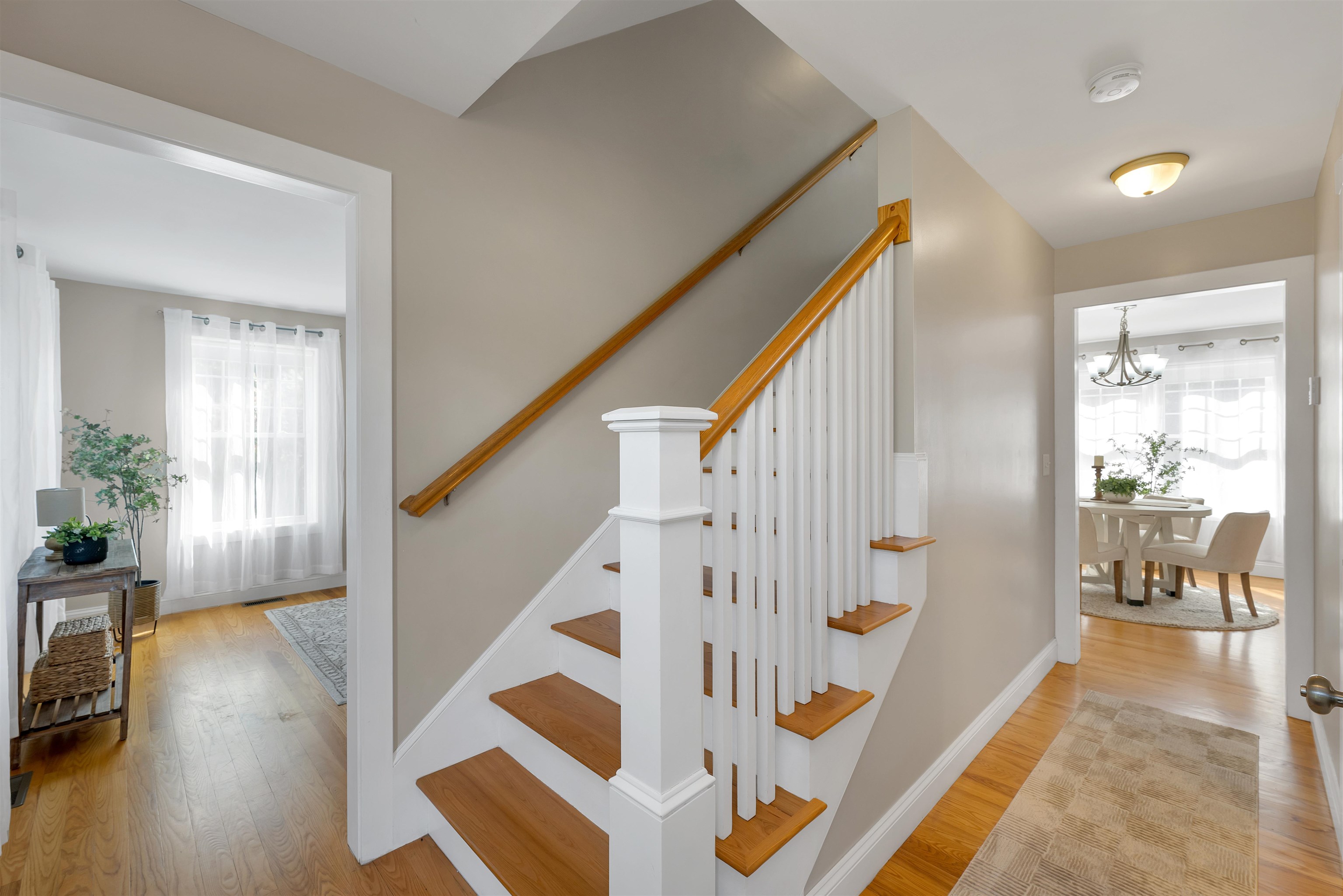 22 Stratham Heights Road Stratham, NH 03885 - Photo 4 of 43