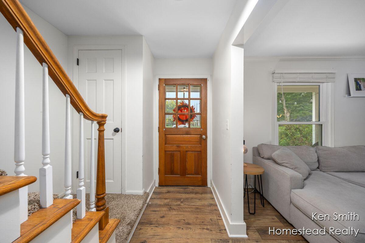 2323 Rosewood Street Jenison, MI 49428 - Photo 17 of 28 DZKgR4_N