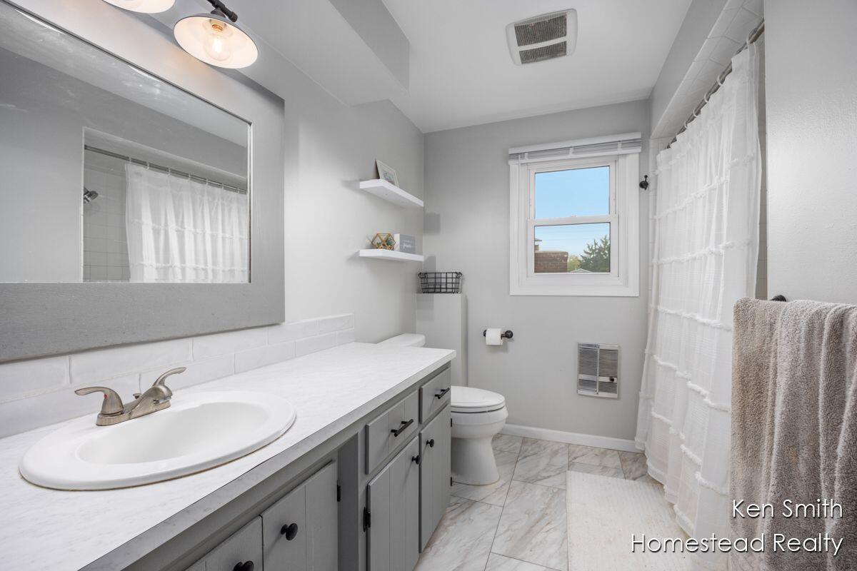 2323 Rosewood Street Jenison, MI 49428 - Photo 20 of 28 O-aara4c