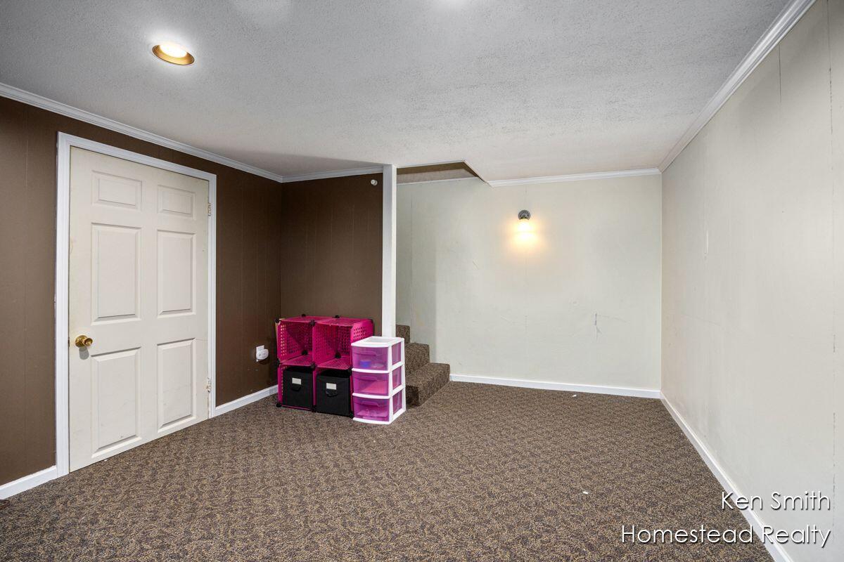 2323 Rosewood Street Jenison, MI 49428 - Photo 24 of 28 szIdFkA7