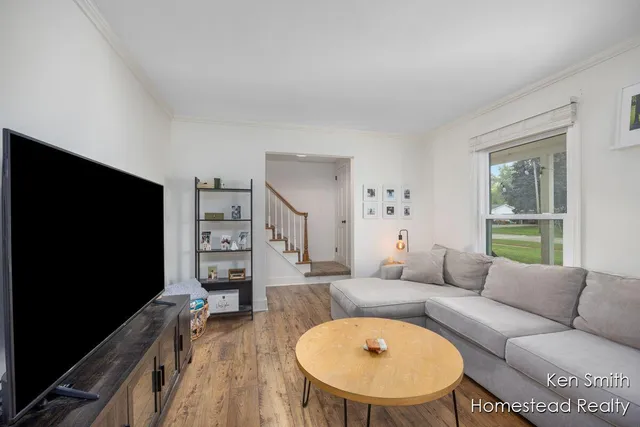 $360,000 | 2323 Rosewood Street, Jenison, MI 49428