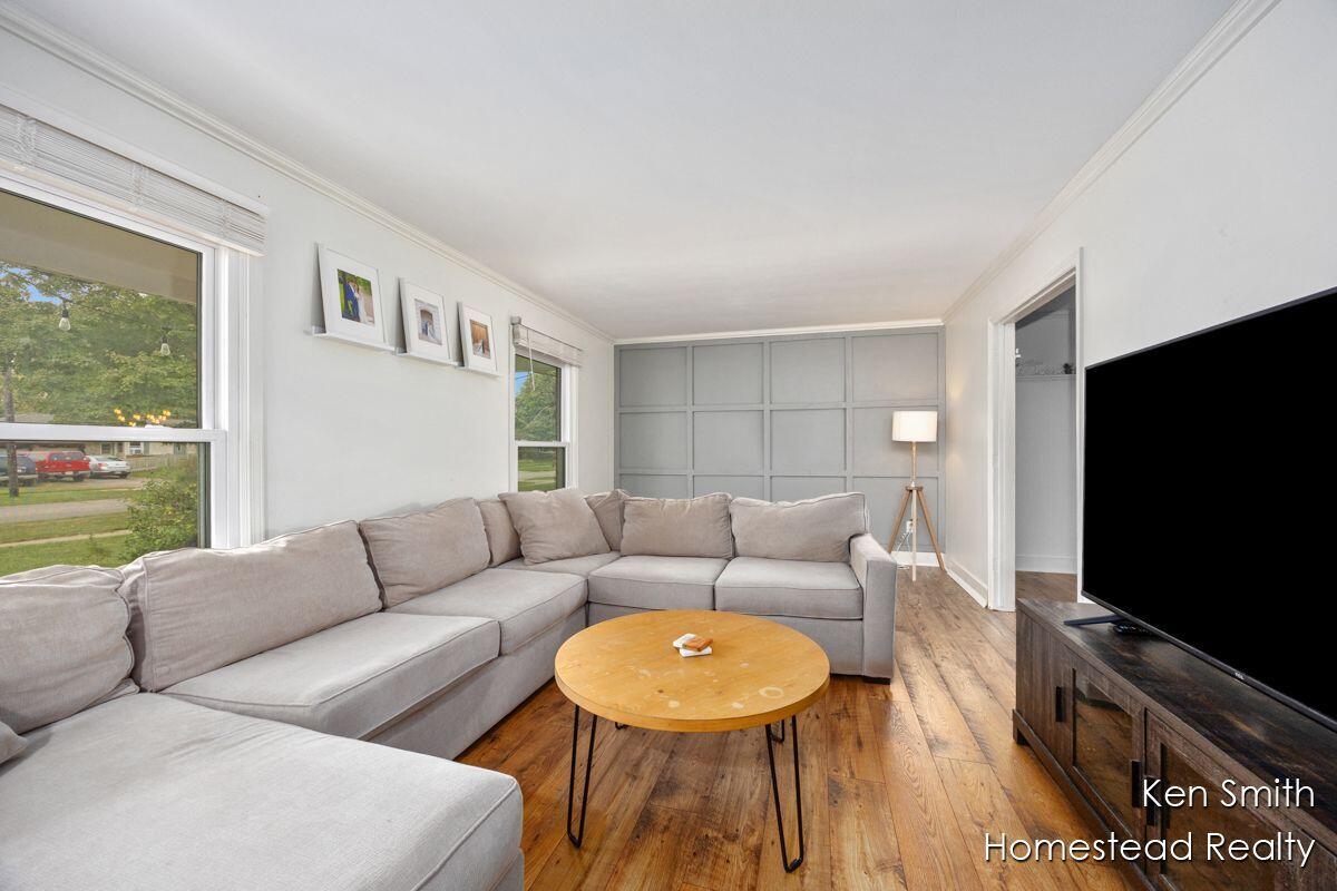 2323 Rosewood Street Jenison, MI 49428 - Photo 7 of 28 0o15ttHA