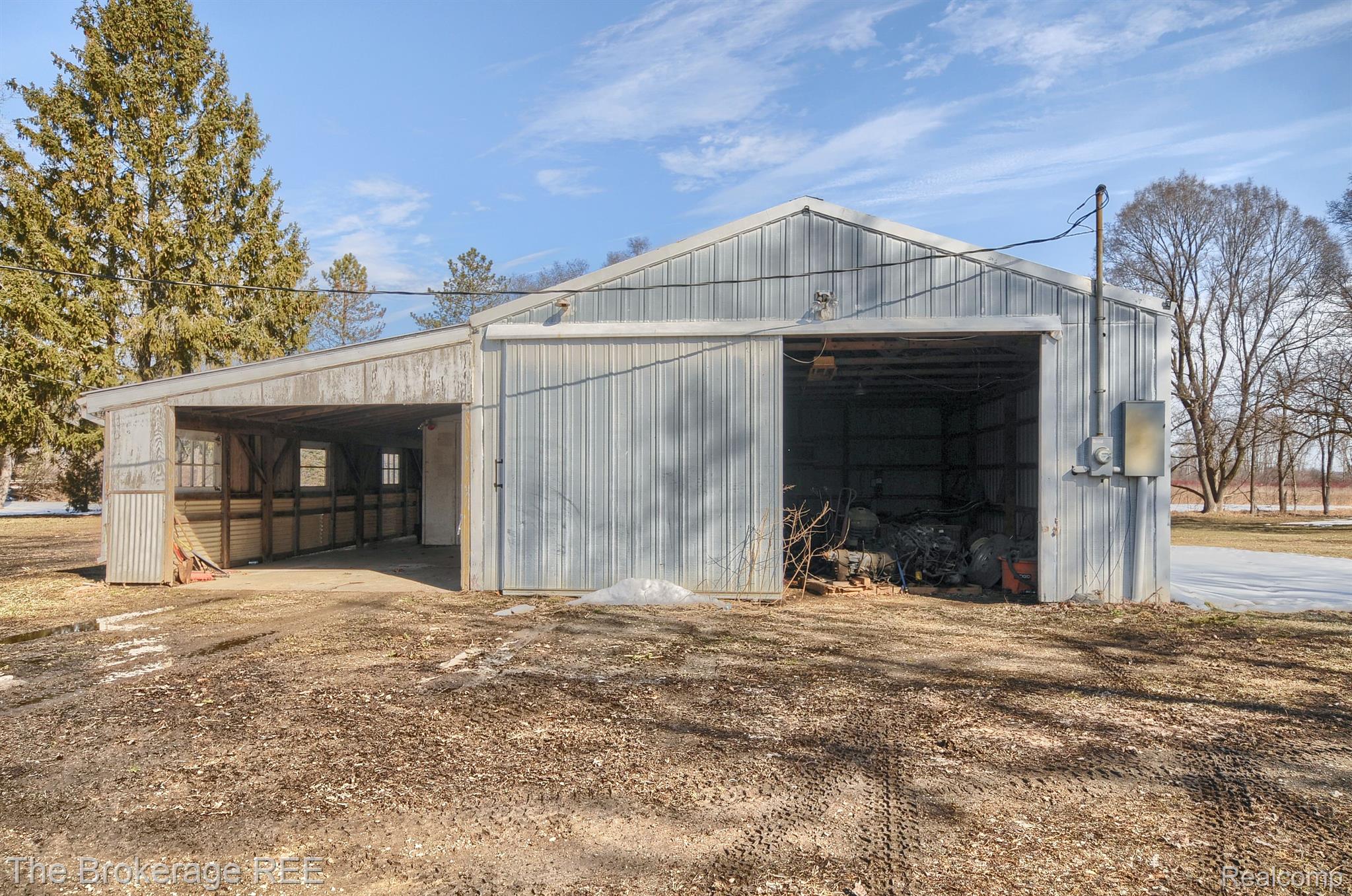 7354 Capac Road Yale, MI 48097 - Photo 11 of 28 Gallery Image 11