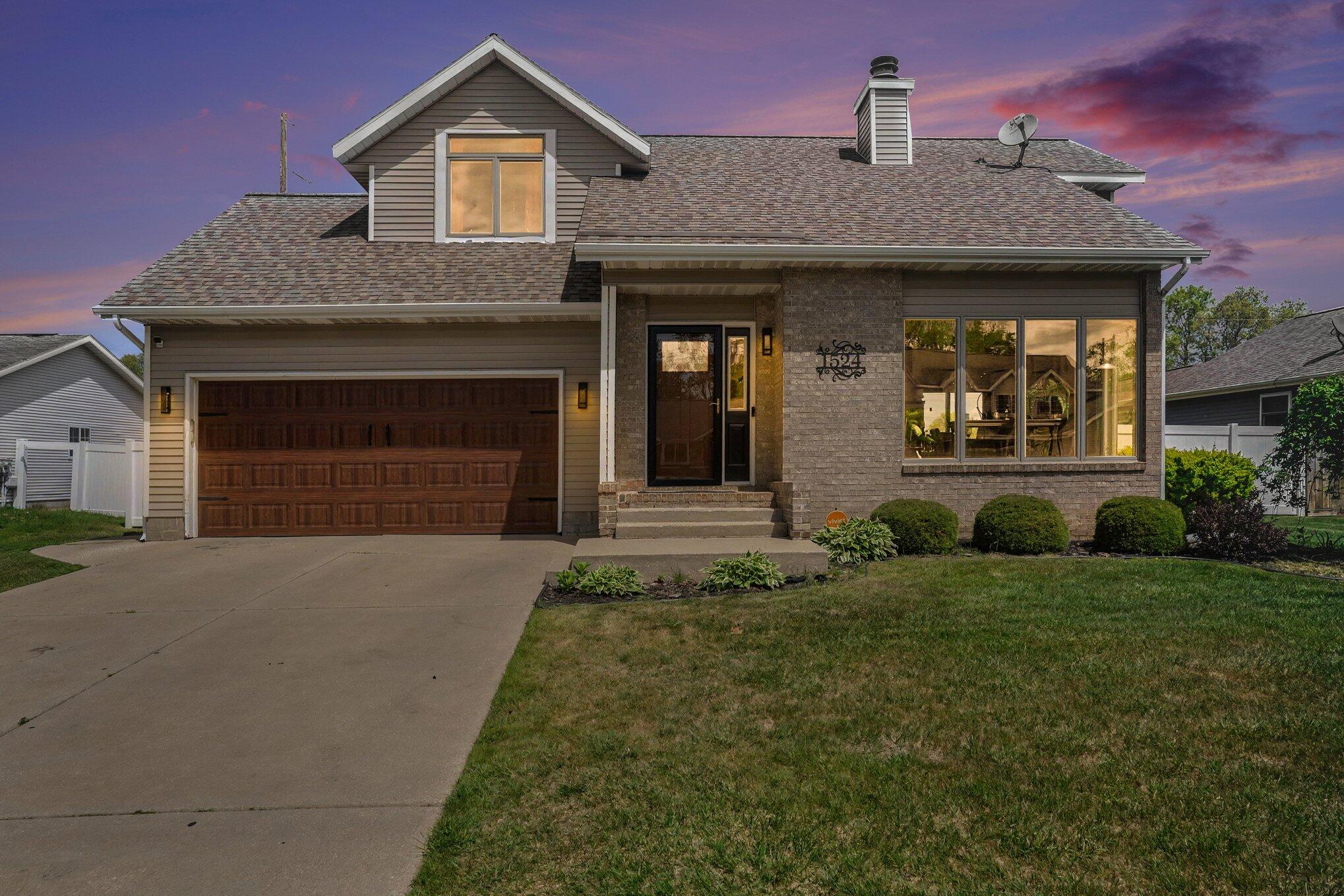 1524 Garrison Road Muskegon, MI 49441 - Photo 1 of 25 001_file_9835