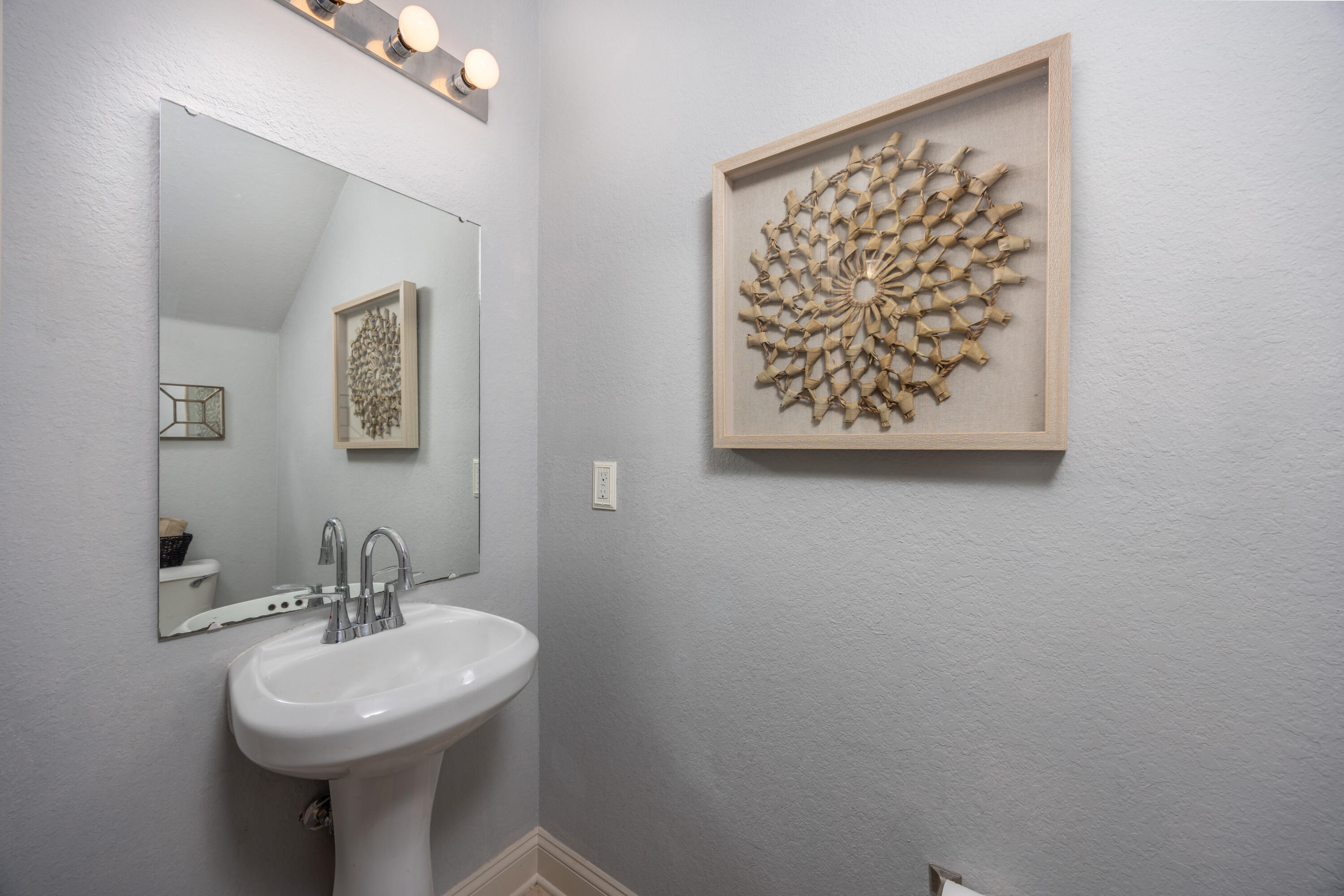 20 North Sand Palm Road Freeport, FL 32439 - Photo 12 of 30 20 N Sand Palm Rd-13