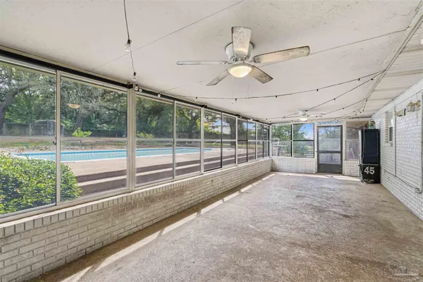 $619,900 | 3066 Rosa Del Villa Drive, Gulf Breeze, FL 32563