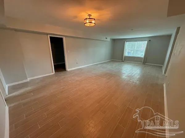 $629,900 | 3066 Rosa Del Villa Drive, Gulf Breeze, FL 32563