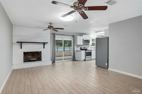 $619,900 | 3066 Rosa Del Villa Drive, Gulf Breeze, FL 32563