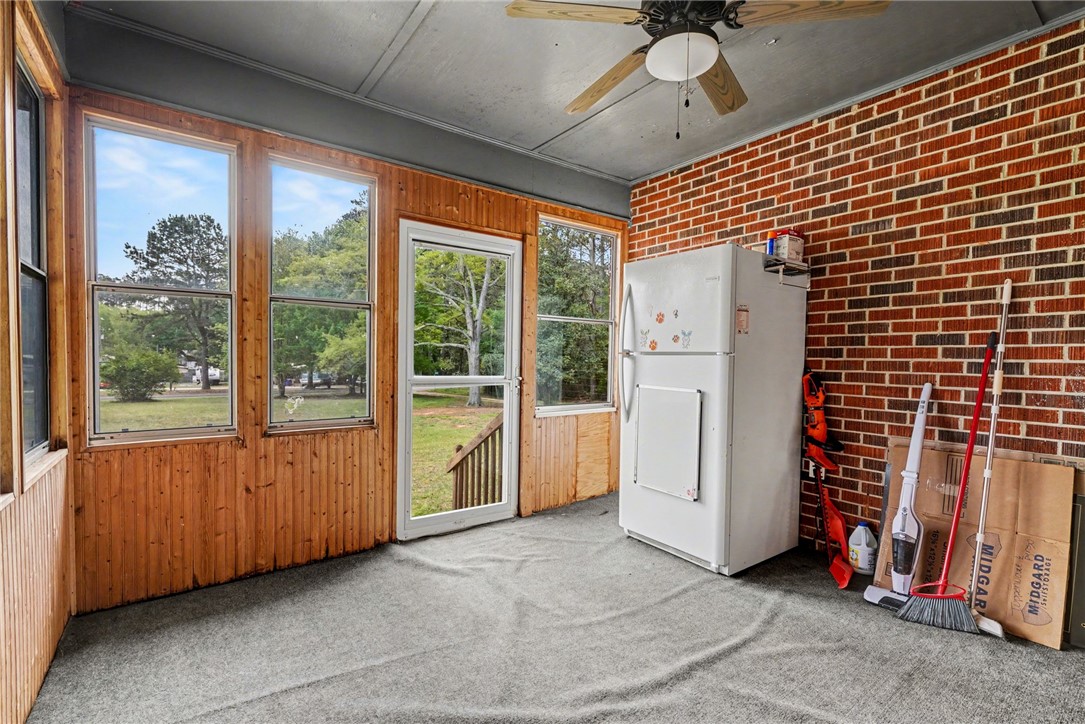 798 Coneross Creek Road Seneca, SC 29678 - Photo 27 of 34 This bright sunroom offers expansive views and a direct connection to the outdoors.