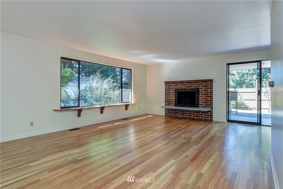 6523 Southeast 3rd Place Renton, WA 98059 - Photo 7 of 25