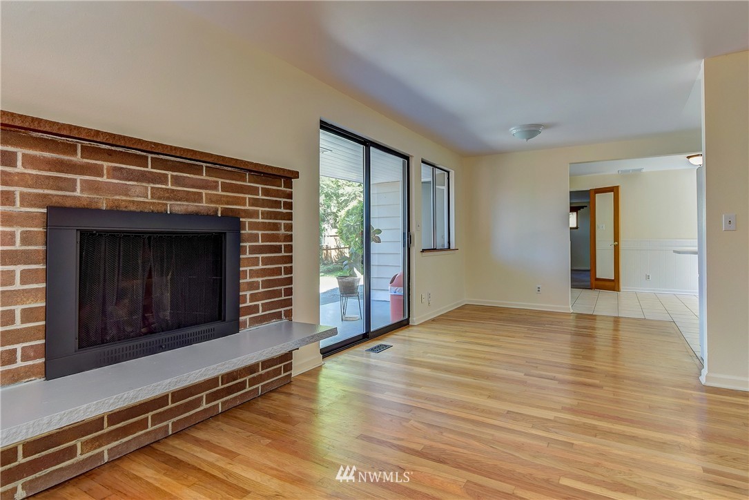 6523 Southeast 3rd Place Renton, WA 98059 - Photo 8 of 25