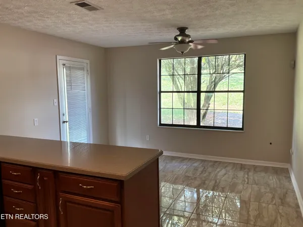 $424,900 | 819 Sailview Road, Knoxville, TN 37934