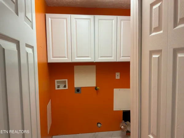 $424,900 | 819 Sailview Road, Knoxville, TN 37934