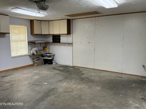 $424,900 | 819 Sailview Road, Knoxville, TN 37934