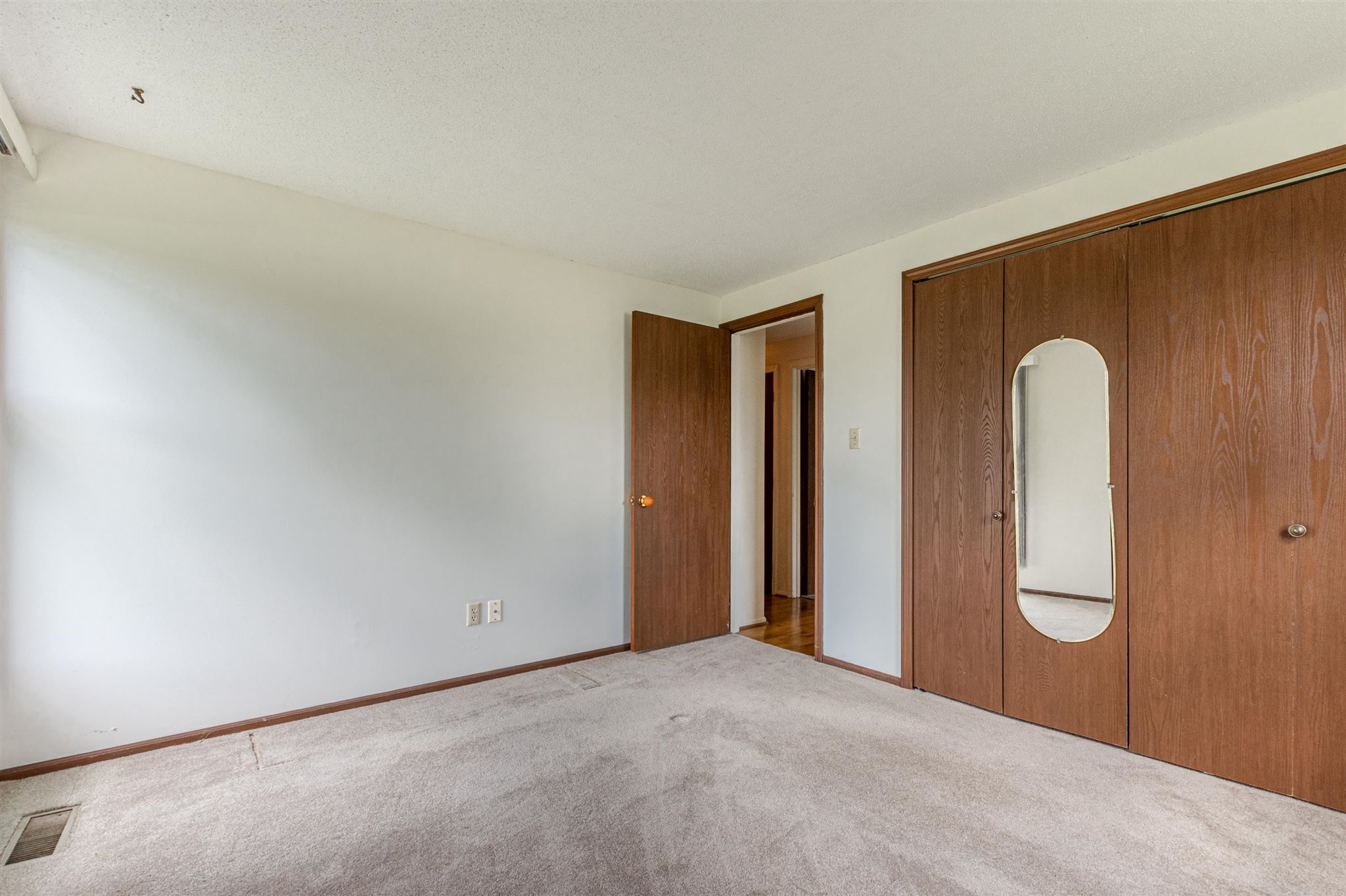 9634 Reindeer Road Fort Wayne, IN 46804 - Photo 24 of 27