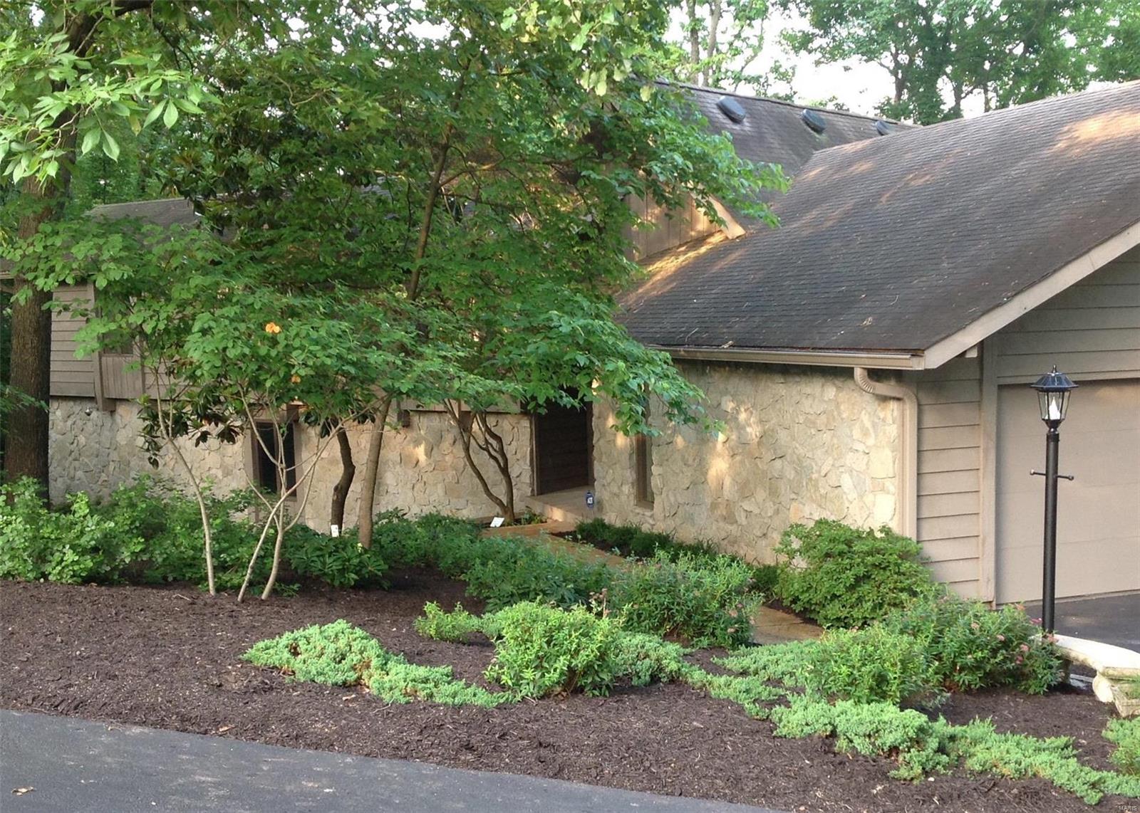44 Chesterfield Lakes Road Chesterfield, MO 63005 - Photo 3 of 52 Gallery Image 3