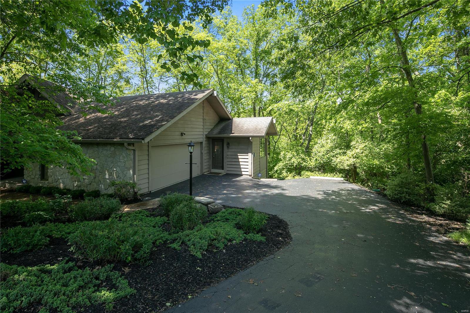 44 Chesterfield Lakes Road Chesterfield, MO 63005 - Photo 48 of 52 Gallery Image 48