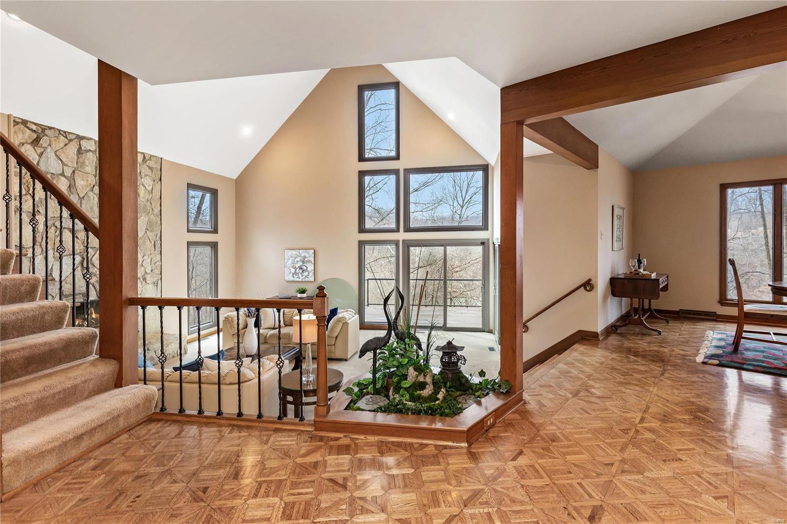 44 Chesterfield Lakes Road Chesterfield, MO 63005 - Photo 7 of 52 Gallery Image 7