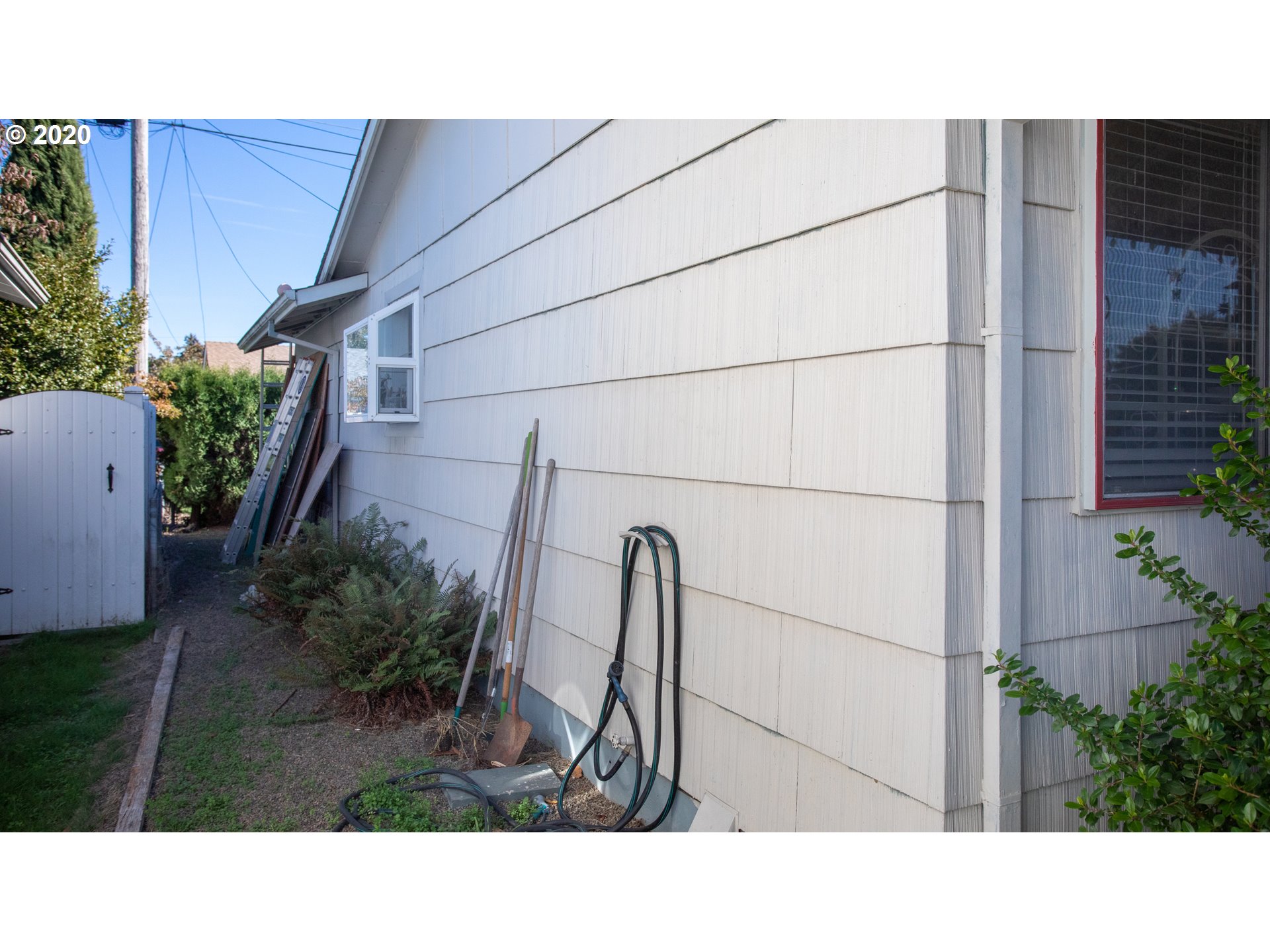 1630 Thompson Road Woodburn, OR 97071 - Photo 11 of 14 Gallery Image 11