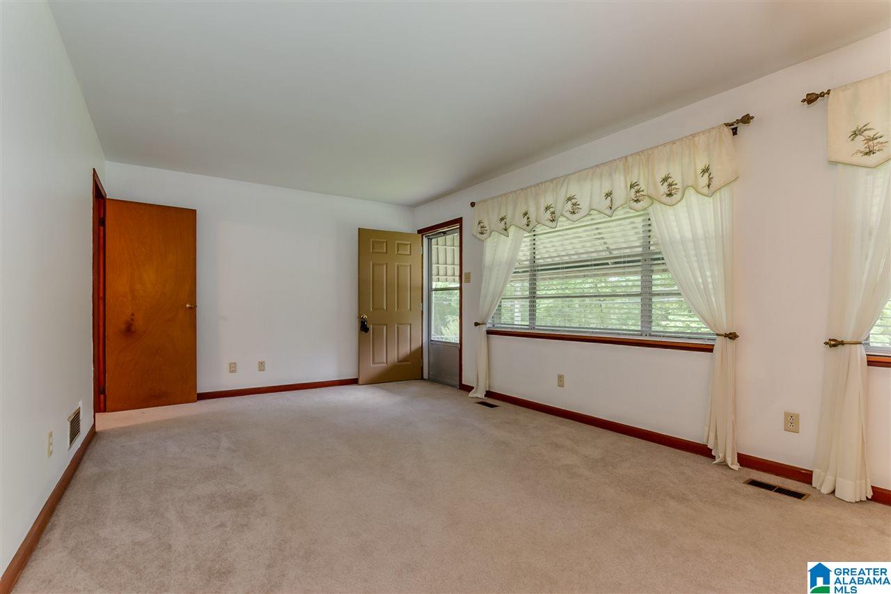740 Tarrant Road Gardendale, AL 35071 - Photo 4 of 46