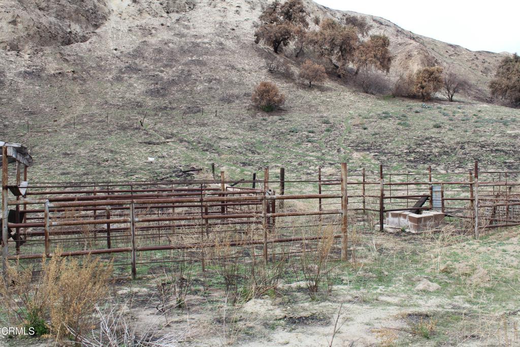 31029 Hasley Canyon Road Castaic, CA 91384 - Photo 15 of 27 a view of outdoor space