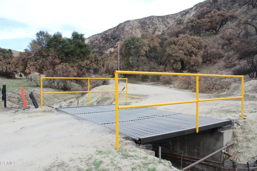 31029 Hasley Canyon Road Castaic, CA 91384 - Photo 24 of 27 a view of roof deck