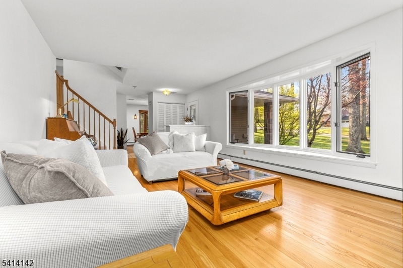 29 Leffler Hill Road Flemington, NJ 08822 - Photo 3 of 26