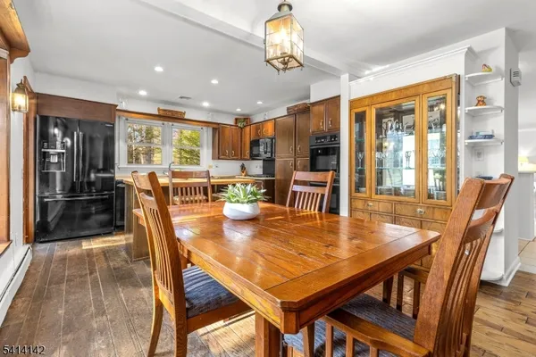 $695,000 | 29 Leffler Hill Road, Flemington, NJ 08822