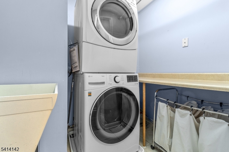 29 Leffler Hill Road Flemington, NJ 08822 - Photo 10 of 26