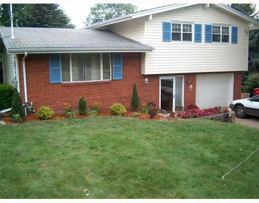 951 Lyn Road Sarver, PA 16055 - Photo 1 of 12 Exterior Front.