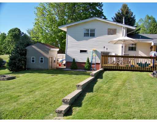 951 Lyn Road Sarver, PA 16055 - Photo 6 of 12 Exterior Front.