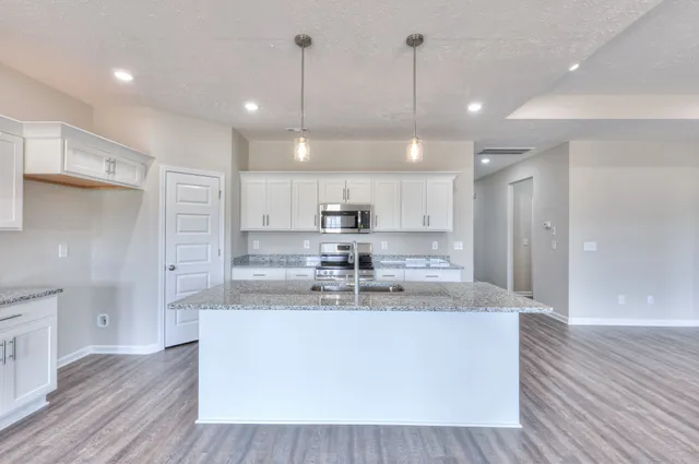 $341,900 | 2846 Old Alto Highway, Decherd, TN 37324