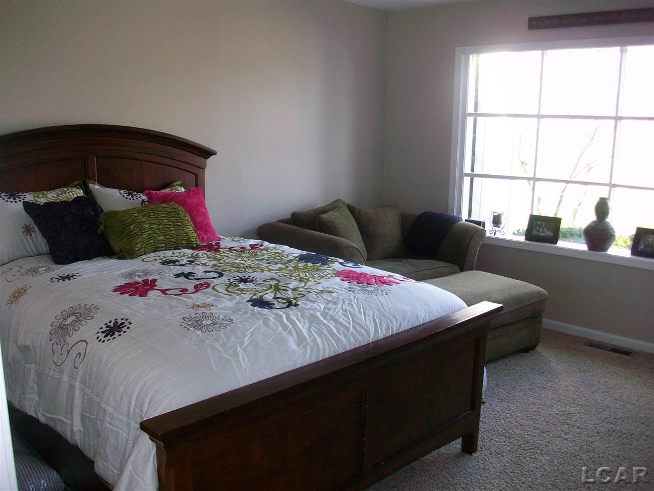 1185 Auborne Road Adrian, MI 49221 - Photo 22 of 34 NONCONFORMING BEDROOM