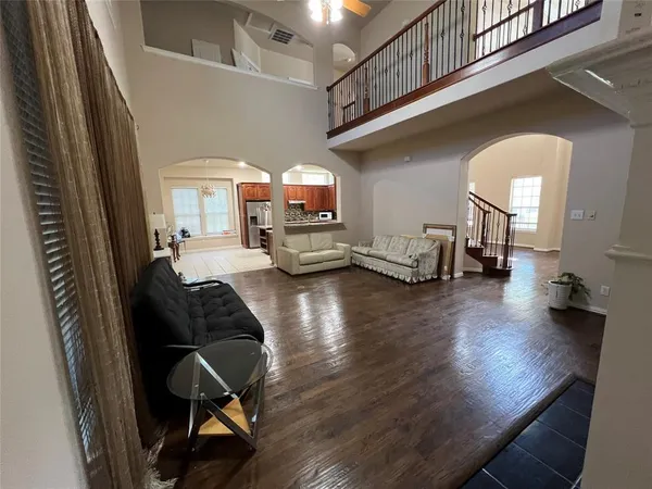 $3,995 | 1803 East Branch Hollow Drive, Carrollton, TX 75007