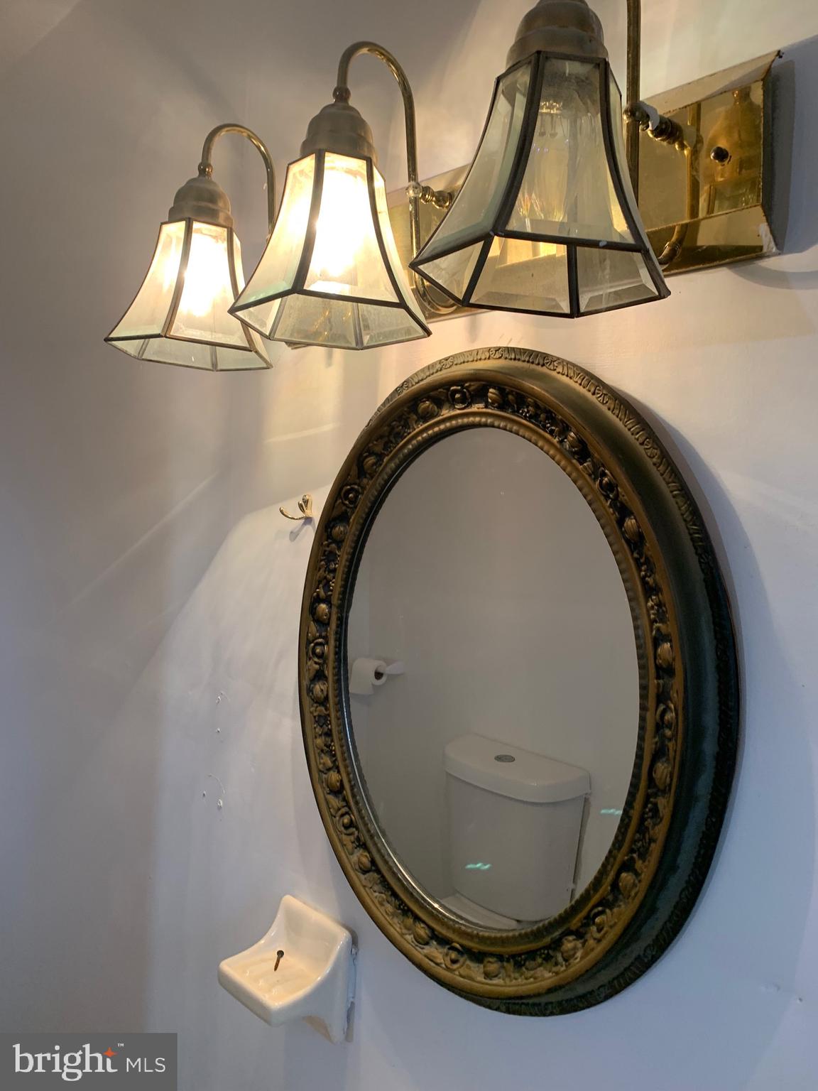 321 Highland Avenue Chester, PA 19013 - Photo 18 of 40