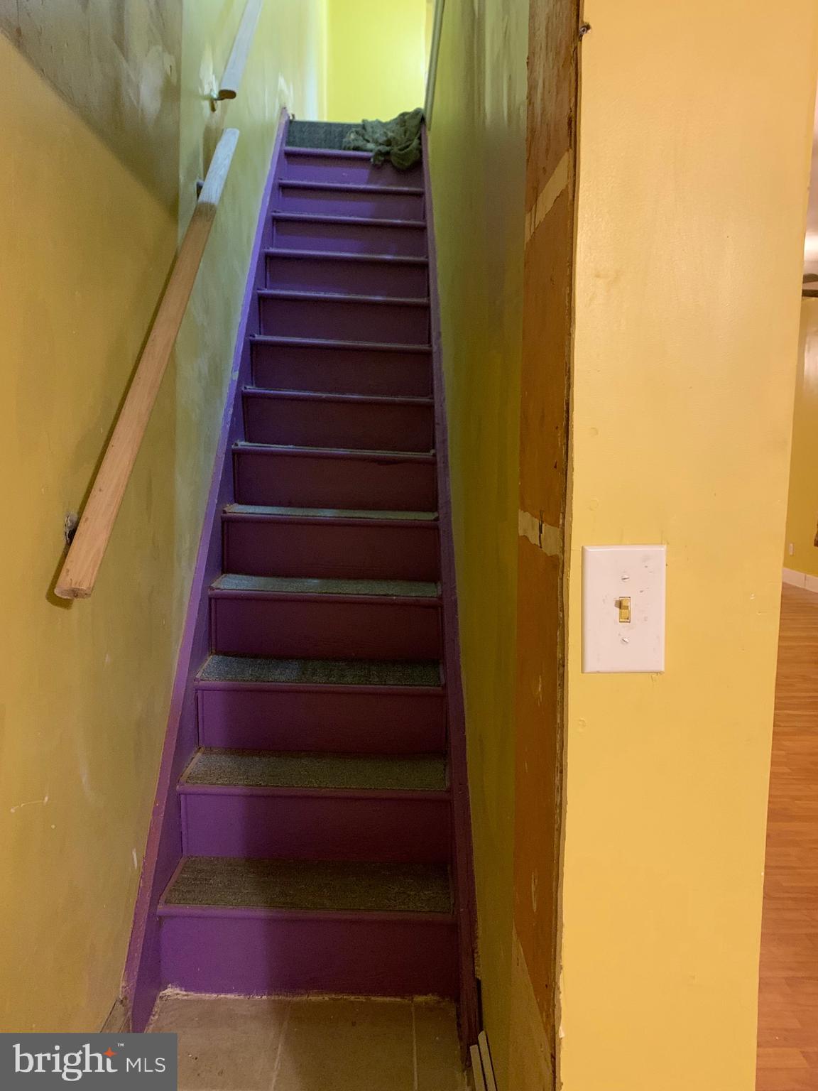 321 Highland Avenue Chester, PA 19013 - Photo 21 of 40 a view of entryway